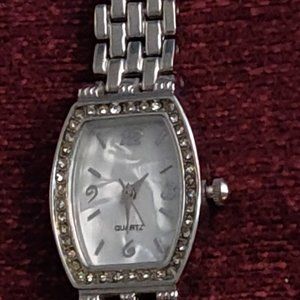 Amaze-Zing (B4) Sale!! #238 Aerosoles Quartz Watch